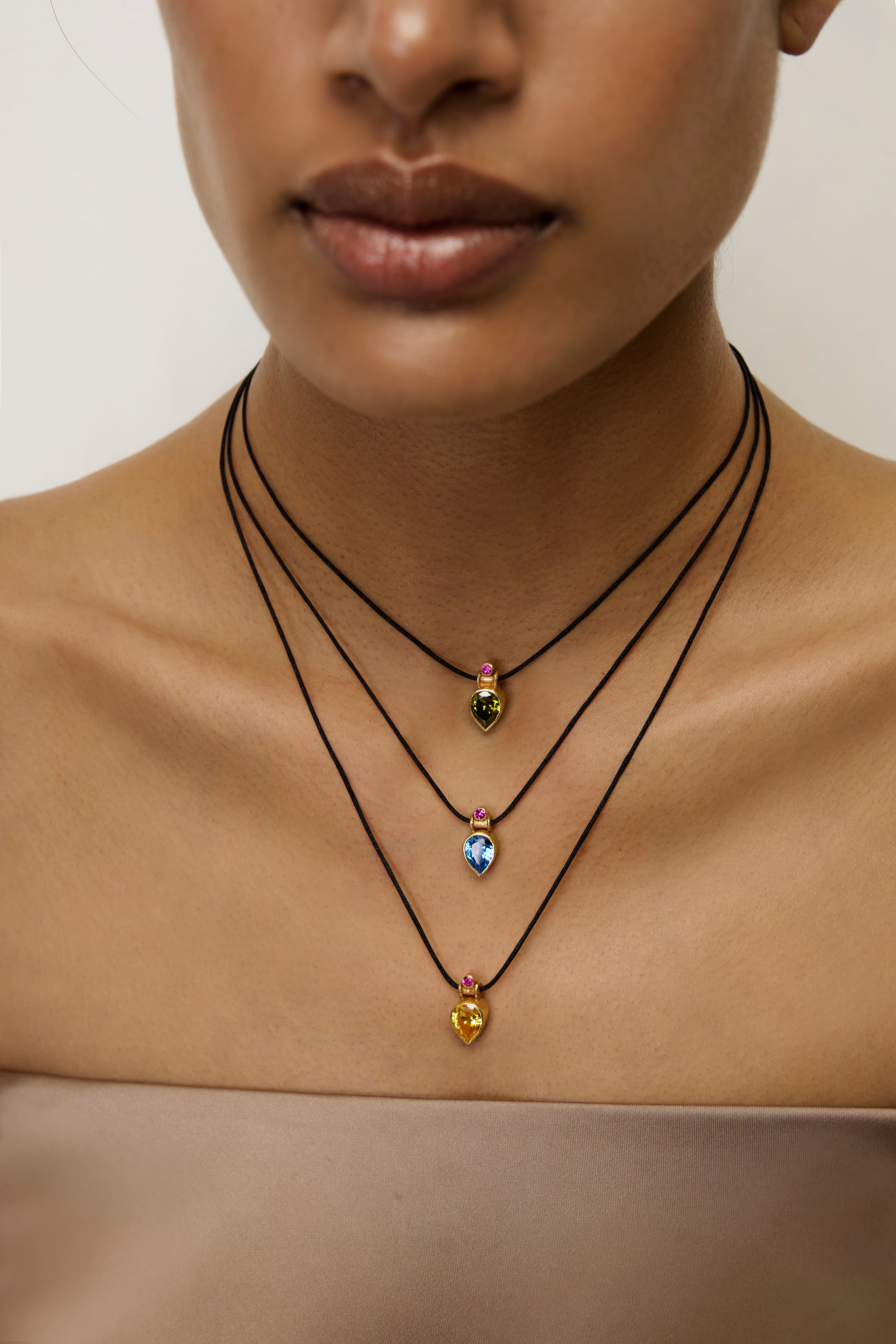 Falling Drops Necklace | Olive Green