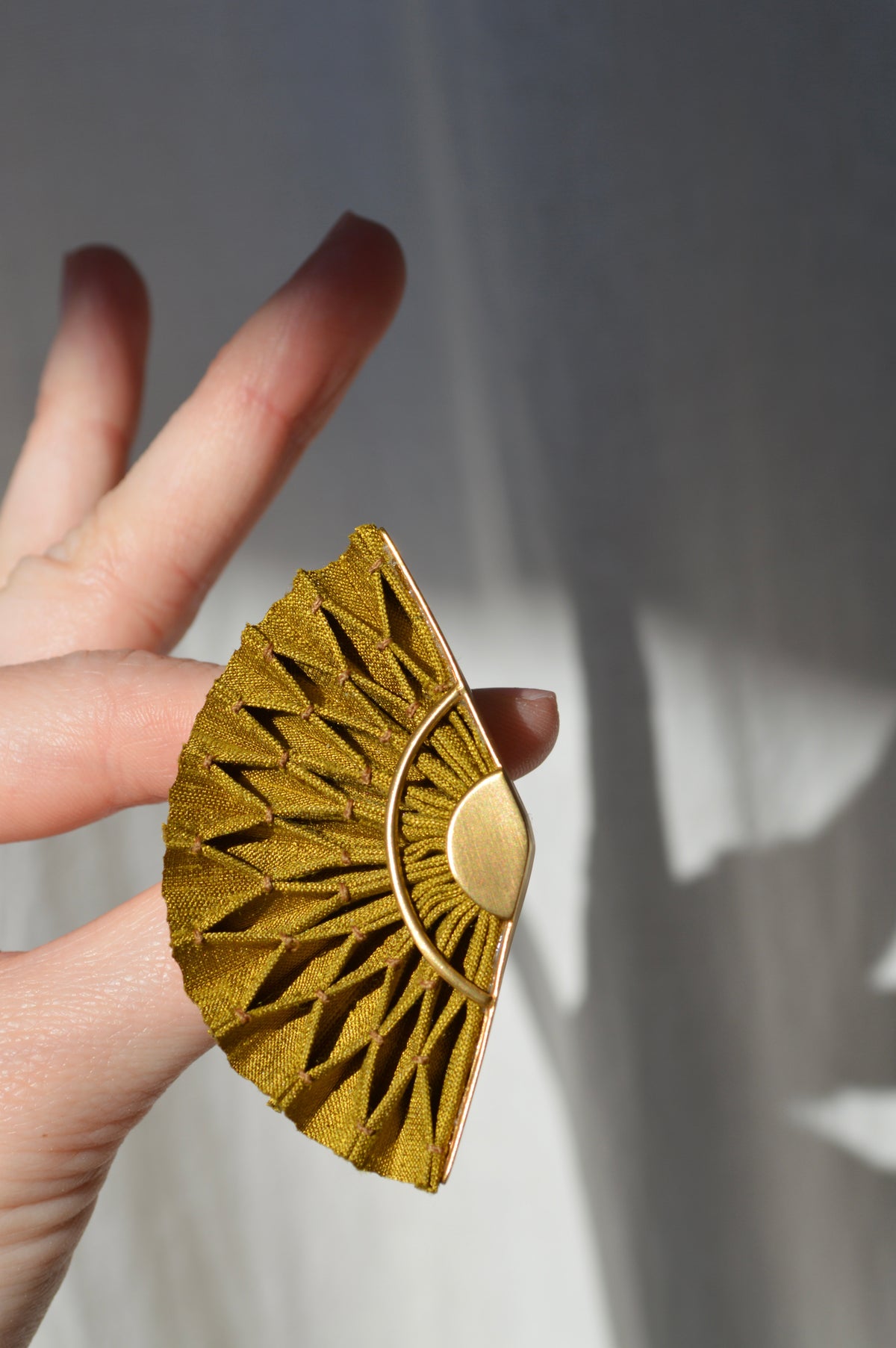 Kypseli Fan Earrings | Golden Olive