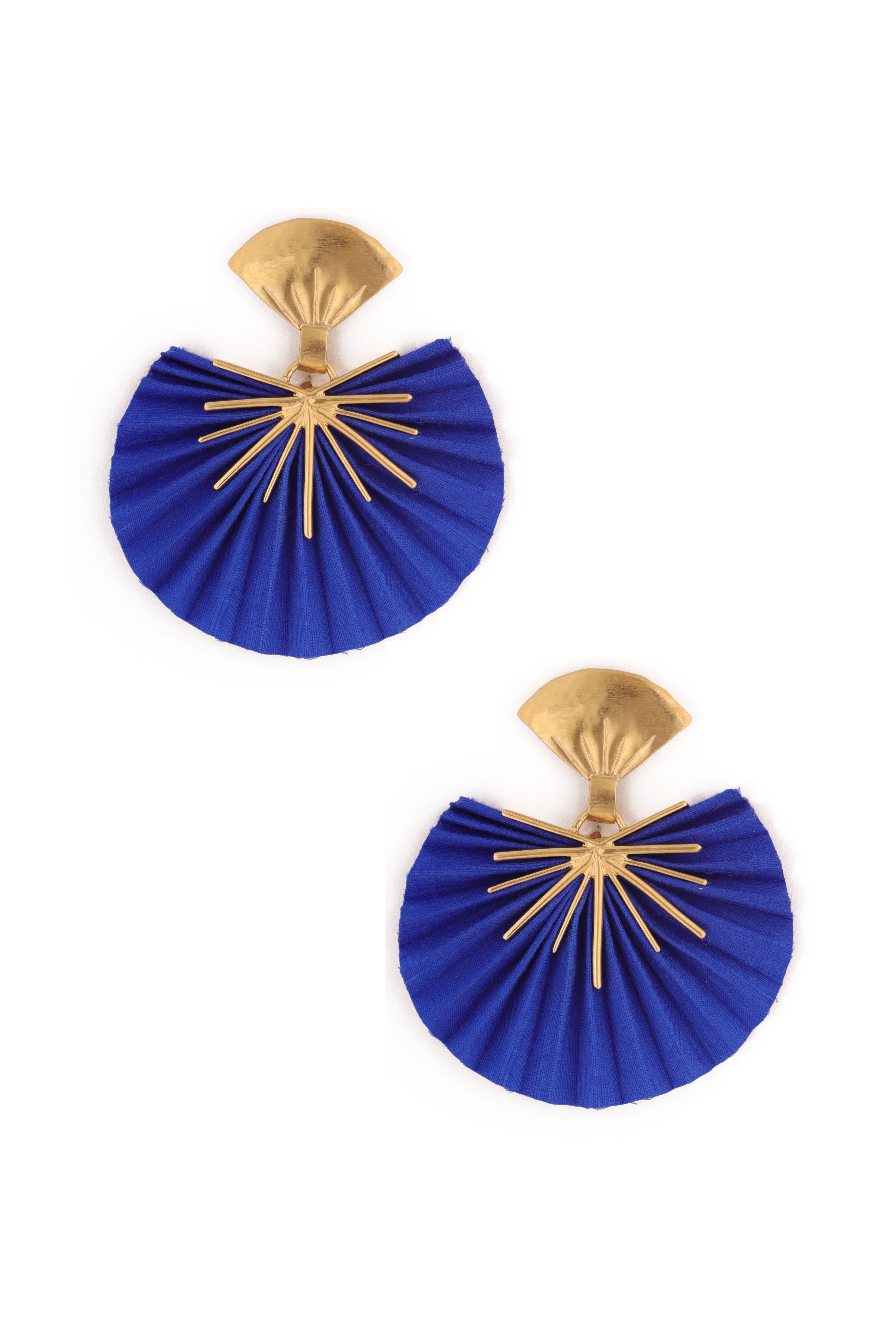 Sparkle Fan Earrings | Blue