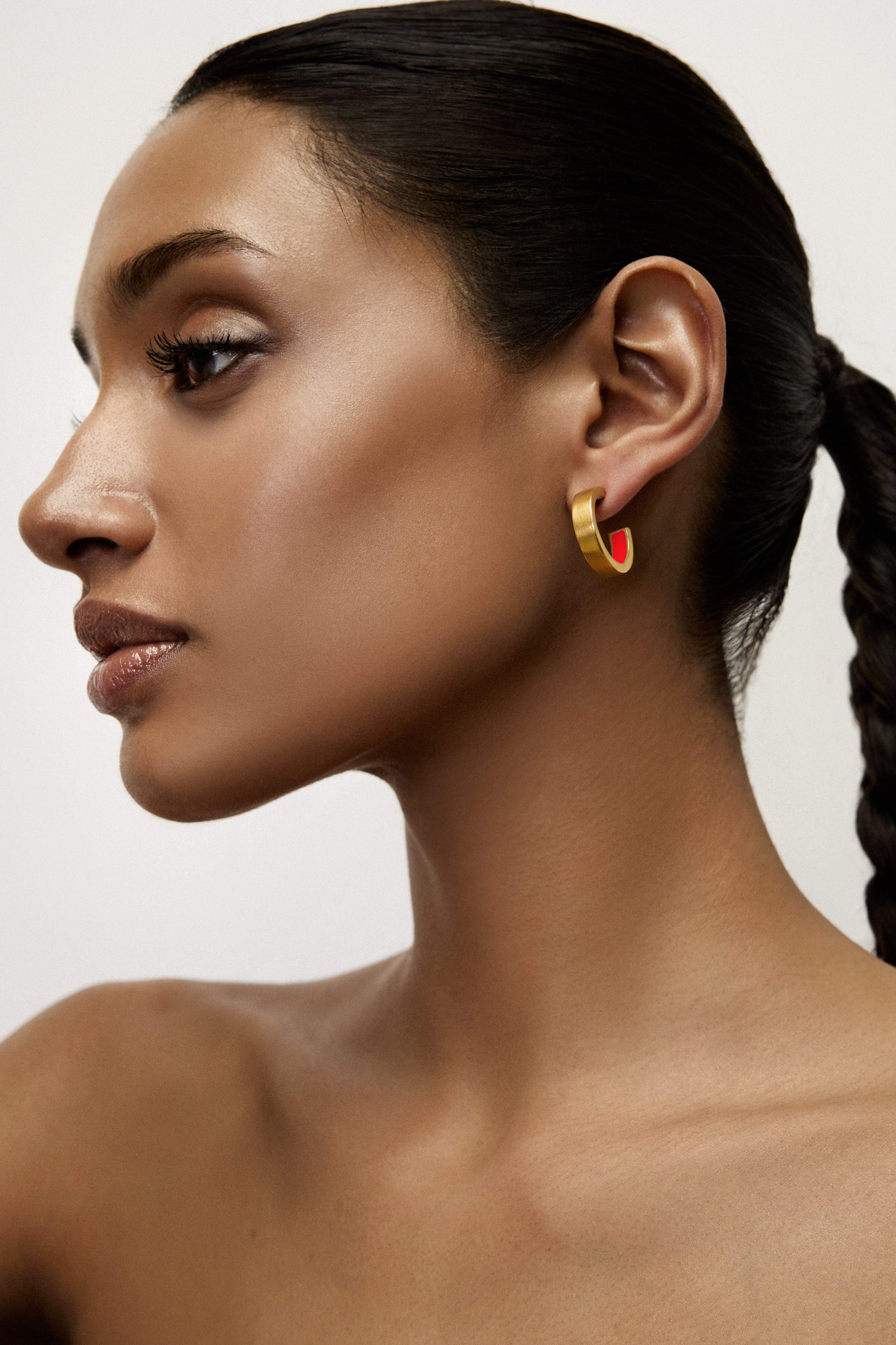 Small Inner Hoops | Red