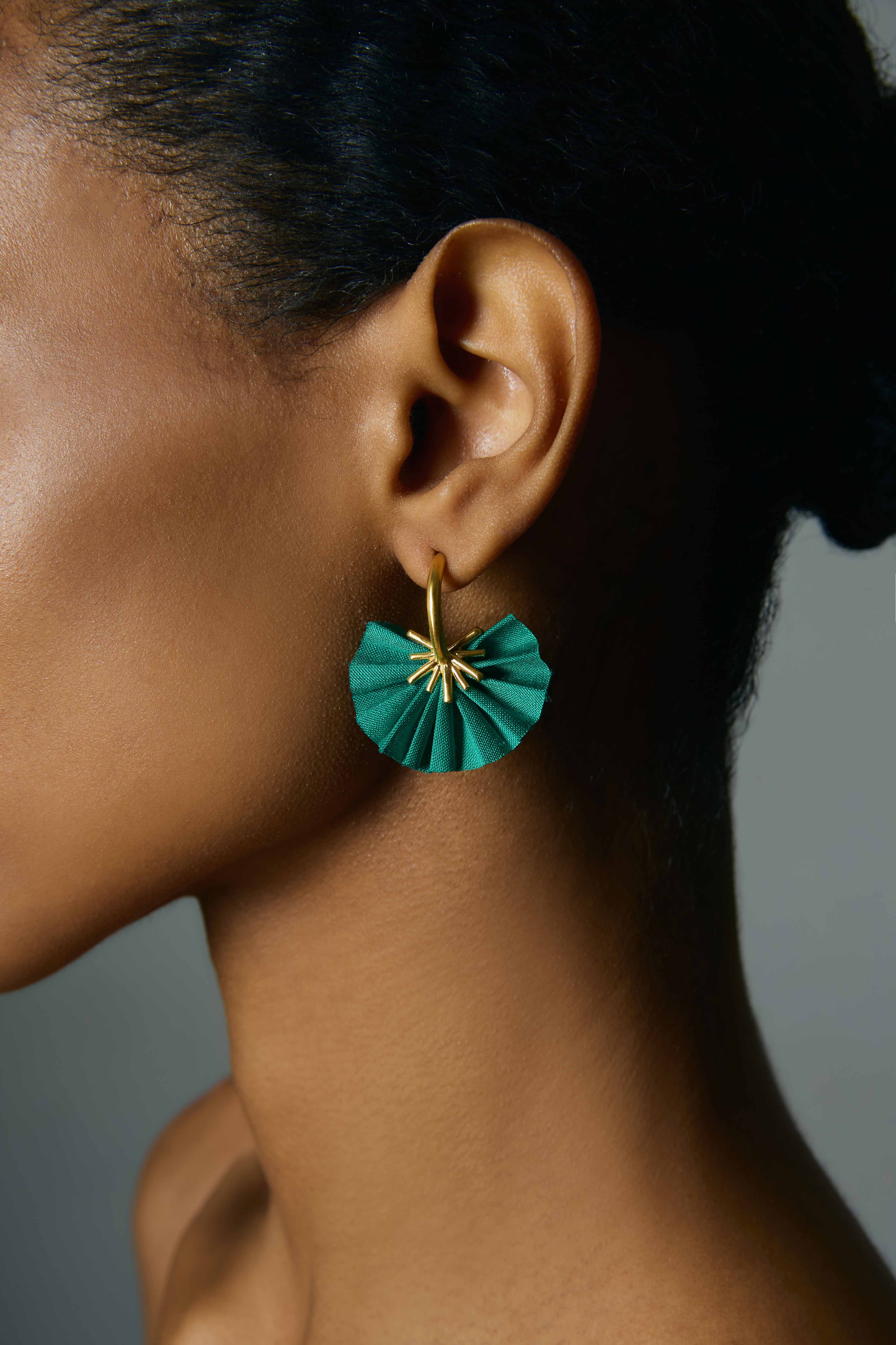 Sparkle Fan Hoops | Mint